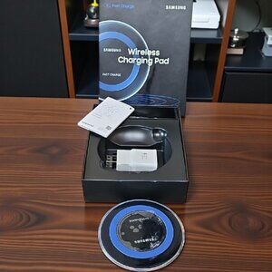Samsung Fast Charge Wireless Pad  Special edition in original box